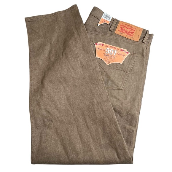 NEW Levis Mens 42X32 501 ORiginal Fit Straight Leg Button Fly Jeans Brown - Picture 1 of 9